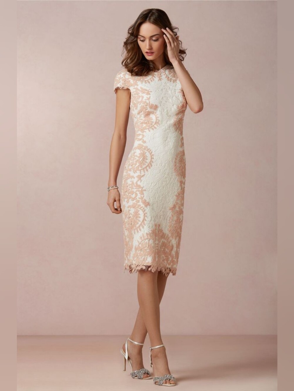 Tadashi Shoji Ivory Tan Lace Sheath Cocktail Knee-Length Dress MOB Size 2